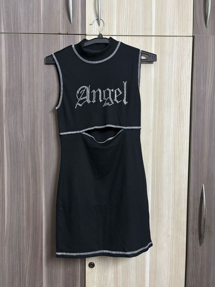 URBANIC Angel dress