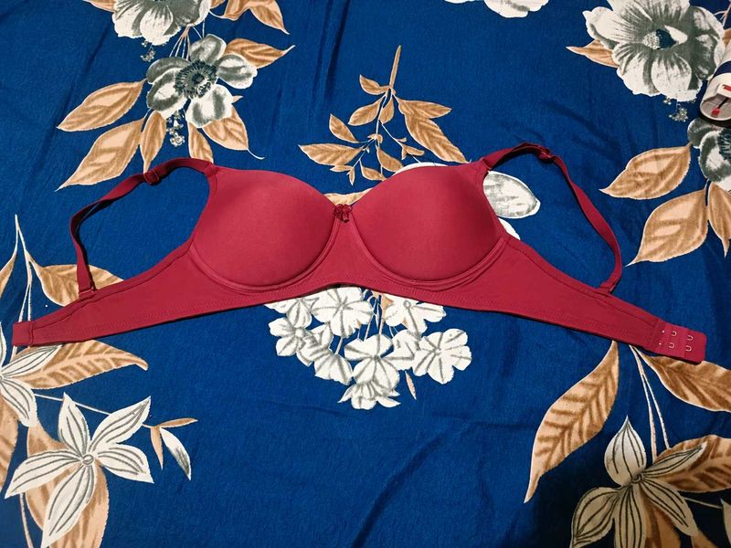 Red Padded Non-Wired Bra