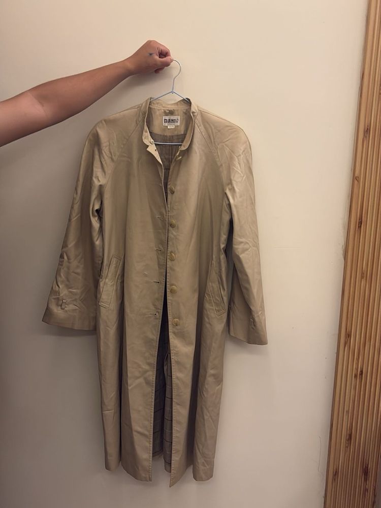 Classic Beige Trench Coat(oversize)