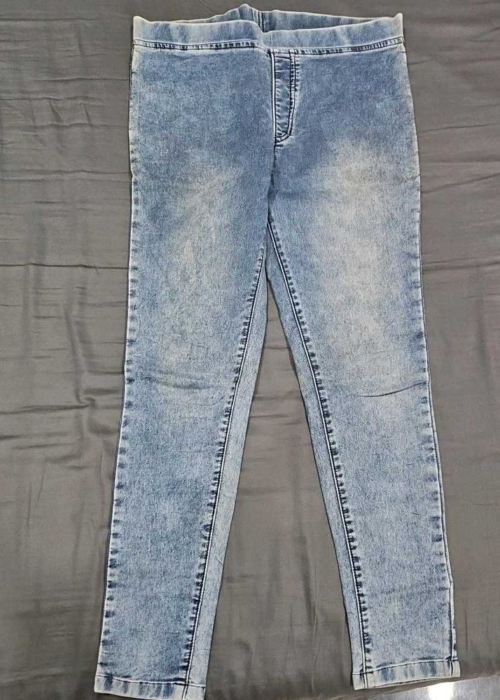 Light Blue Acid-Wash Jeans – Slim Fit
