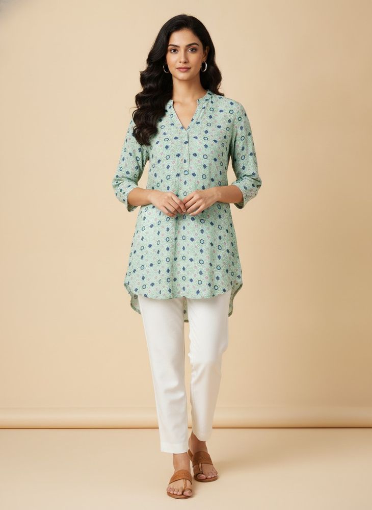 Elegant Printed Tunic Top