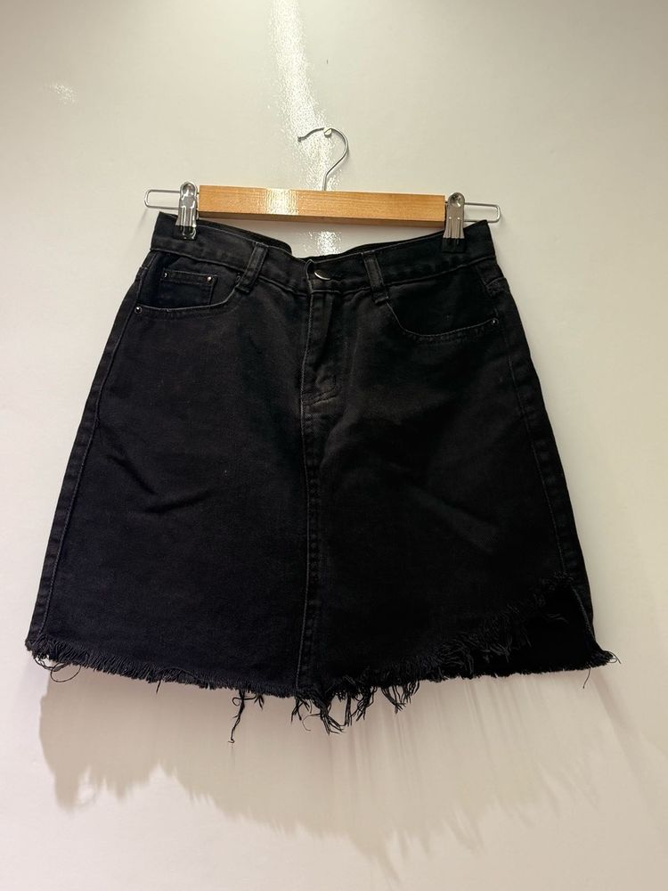 ❗️Black Denim Mini Skirt❗️