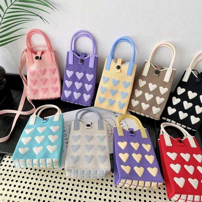 Cute Heart Knit Shoulder Bag