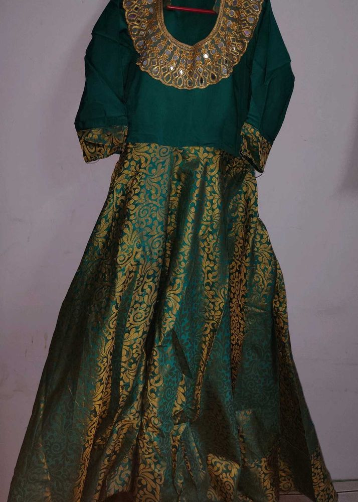 Green Lehenga Choli heavy  Golden Embroidery
