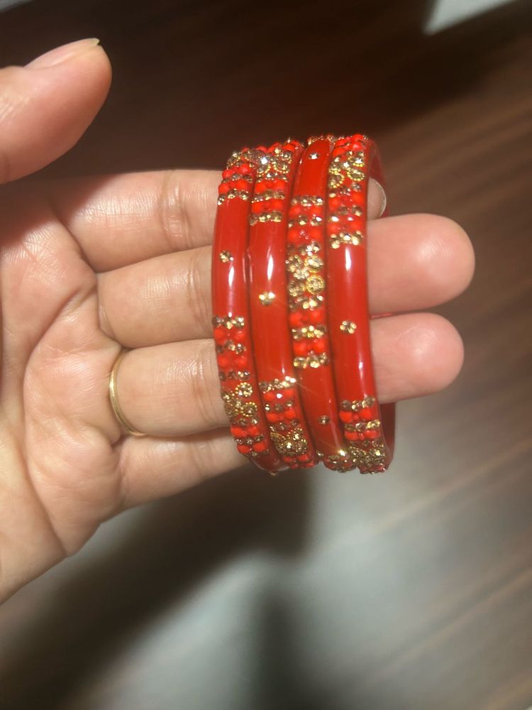 Heavy Red Designer Glass Bangles Set