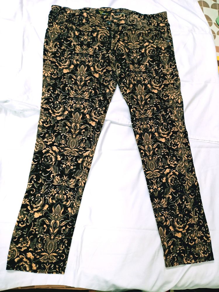 Brand New Tiger Print  Pant Trouser
