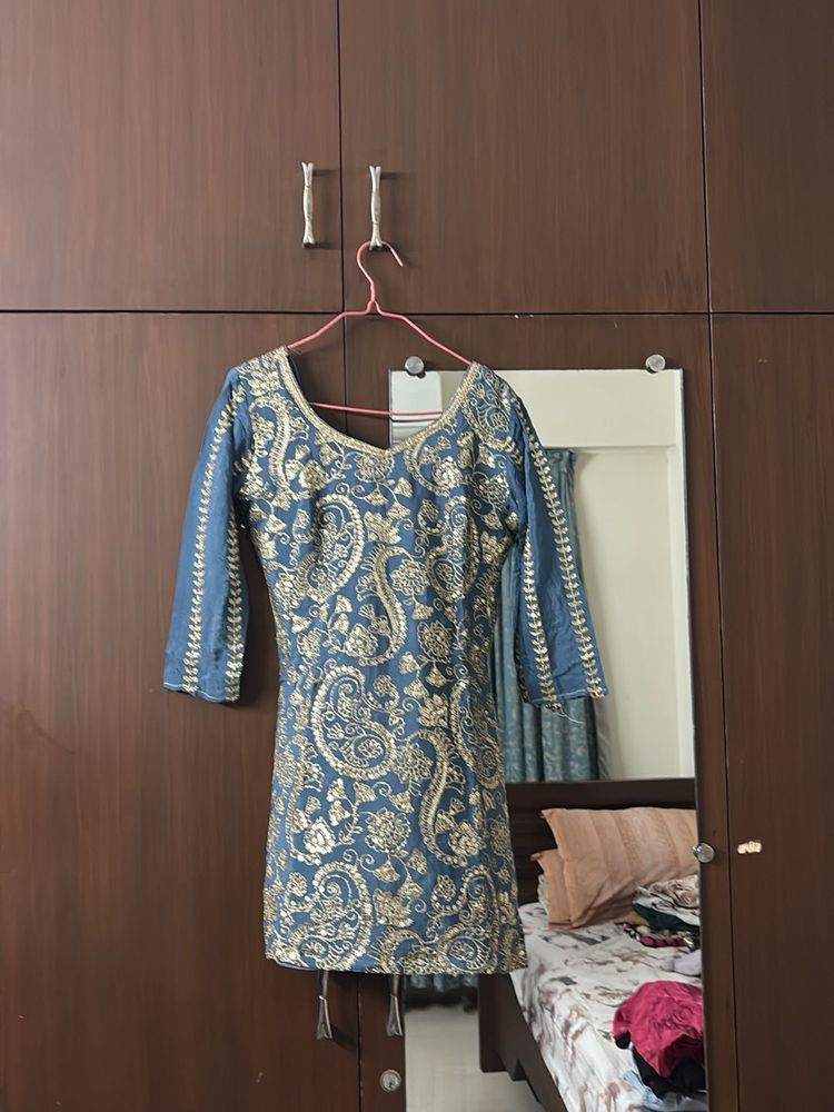 Embroidered Blue Kurta