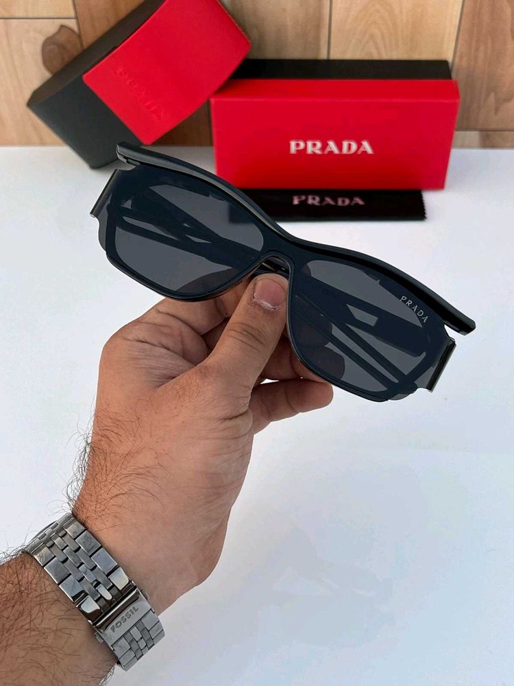 PRADA*****SunglassAvailable ColourUnisex Model