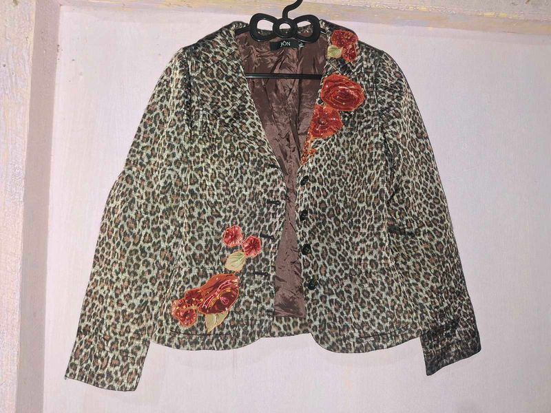 Chic Leopard Print Blazer with Floral Embellishmen