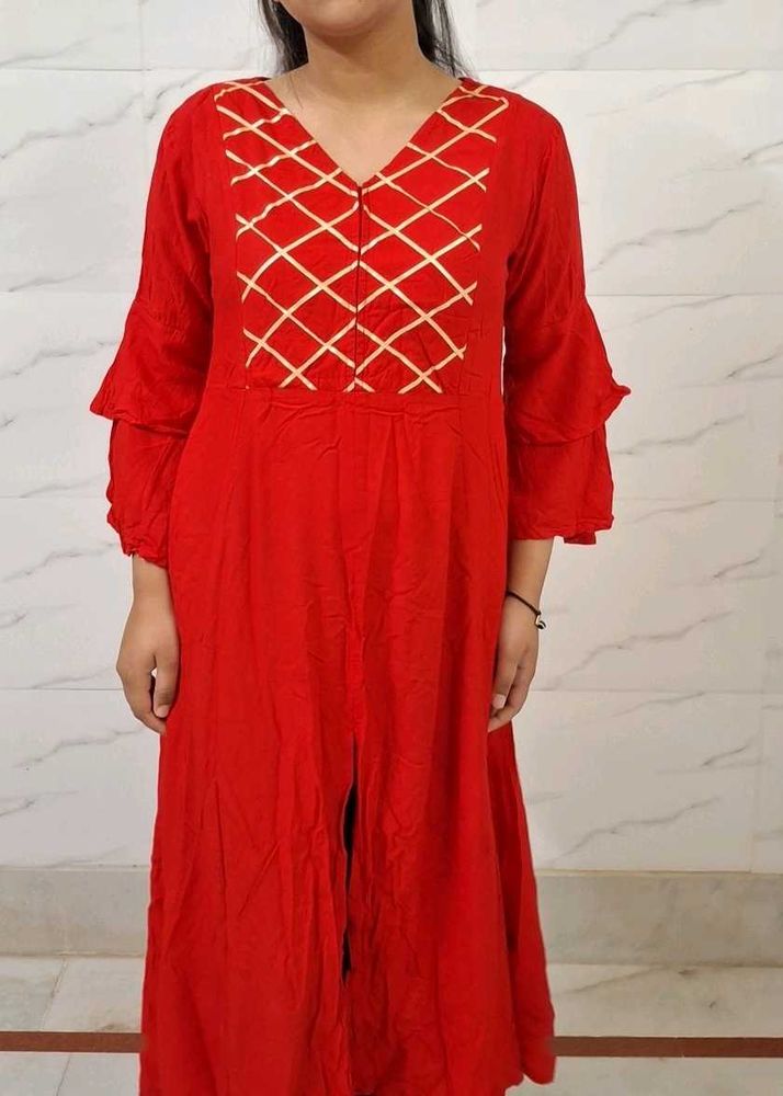 Elegant Red Embroidered Kurta