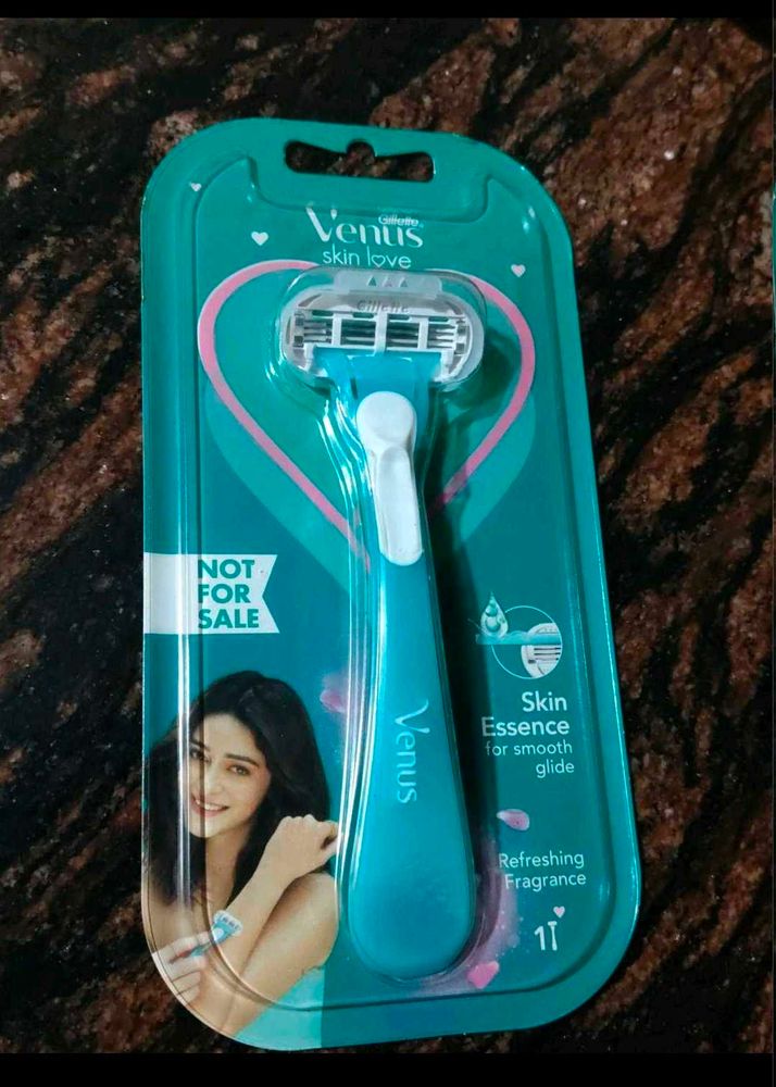 Gillette Venus Razor for Smooth Skin.. salee