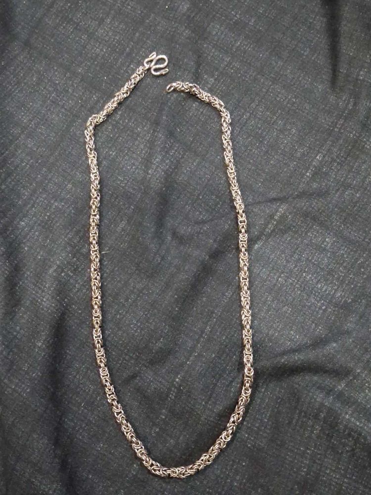 Stylish Silver Chain Necklace