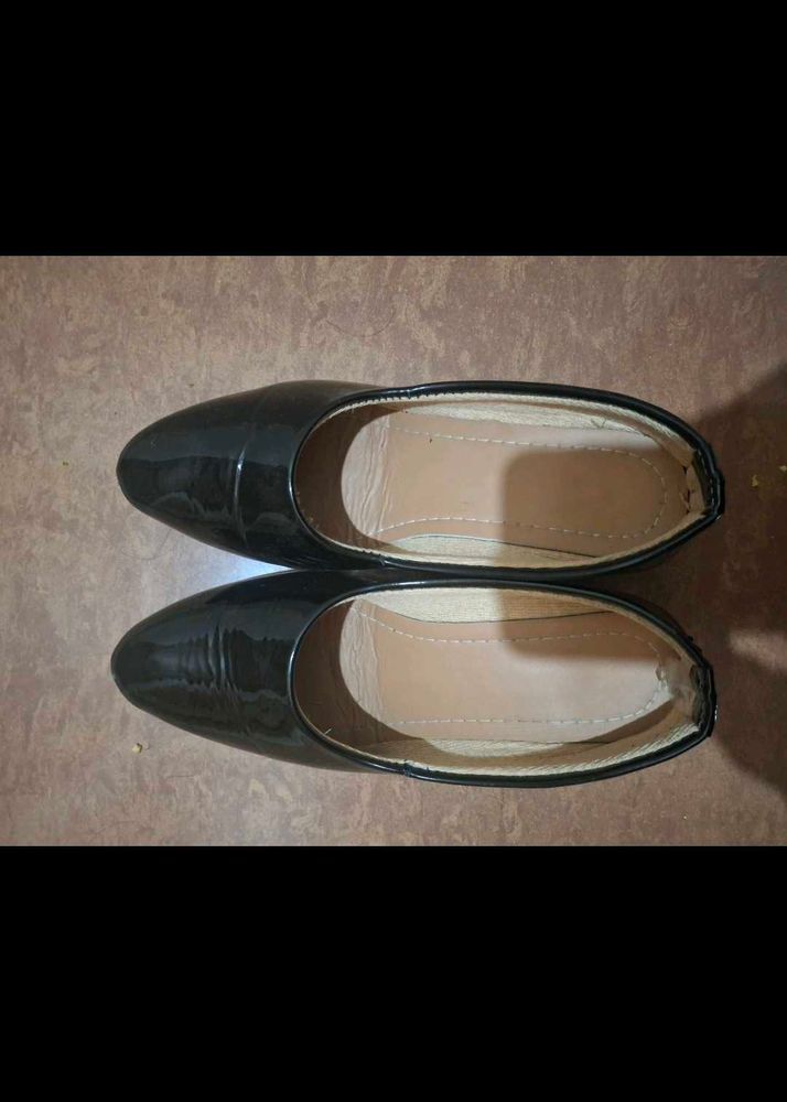 Black Patent Bellies