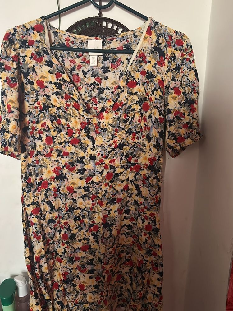 H&amp;M Flower Printed Dress