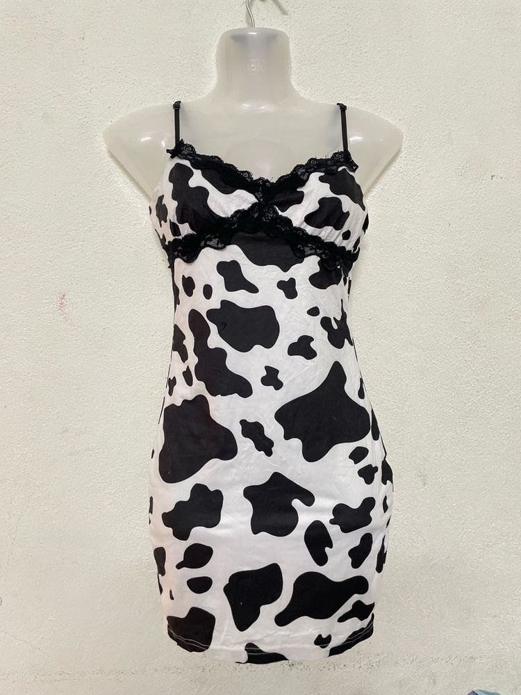 Shein Cow Pattern Lace Trim Cami Bodycon