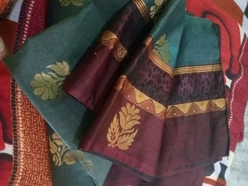 Green Saree With Brown Border