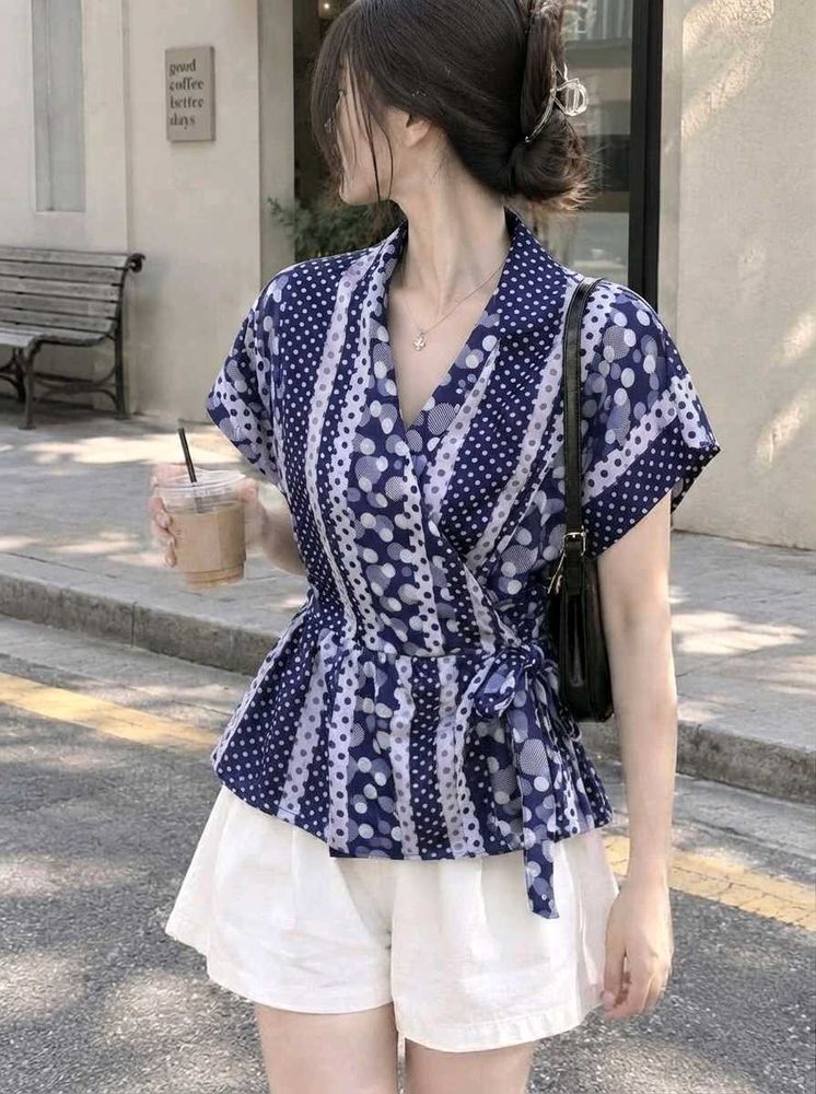 New with tag Korean Stylish Blue &amp; White Polka Dot