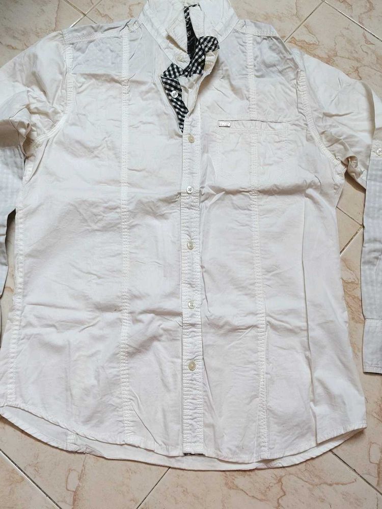 New XL Men's White Casual Button-Up Shirt