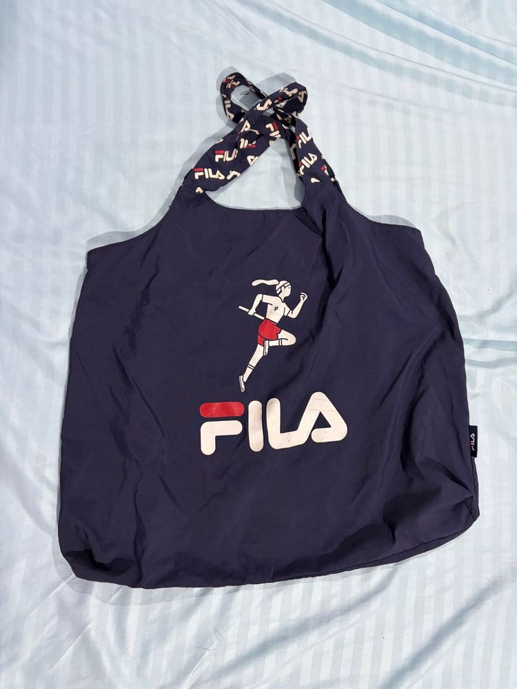 Limited edition Fila x innistree carrybag