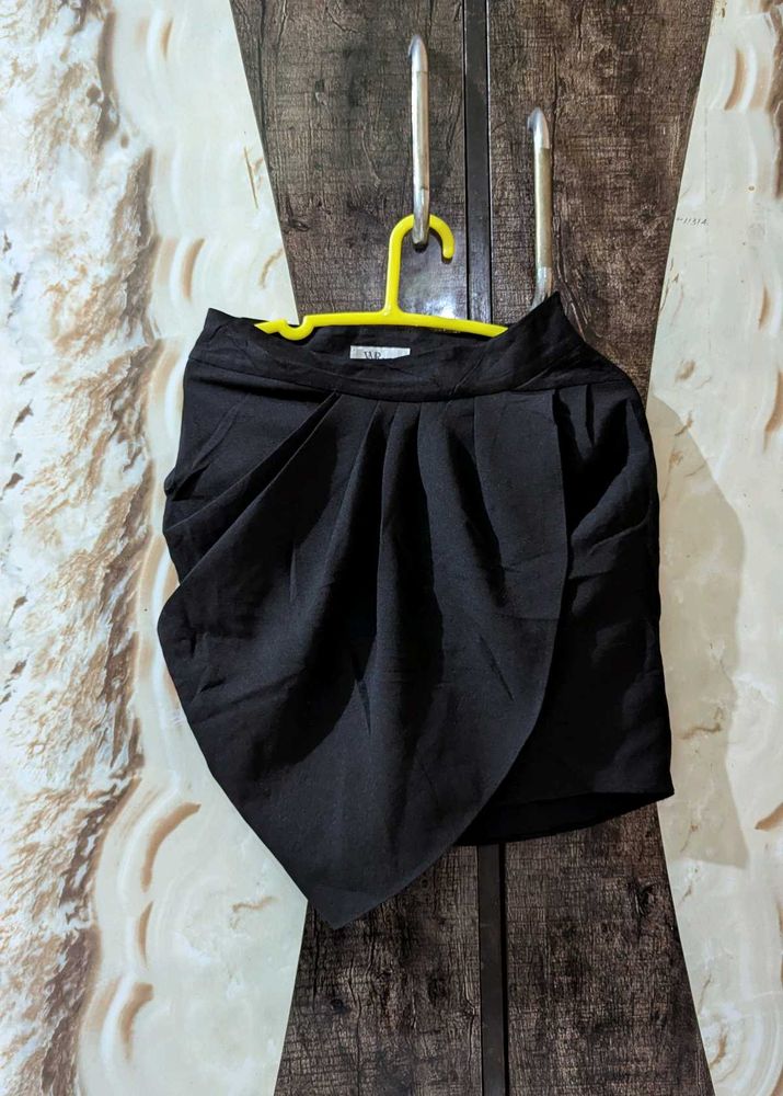 WRJoias Statement Mini Skirt 🖤