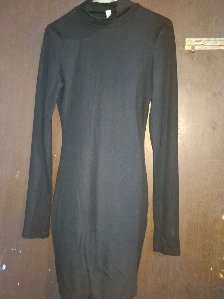 Classic Black Mock Neck Long Sleeve Dress