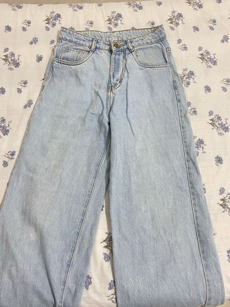 Light Wash Wide Leg Jeans