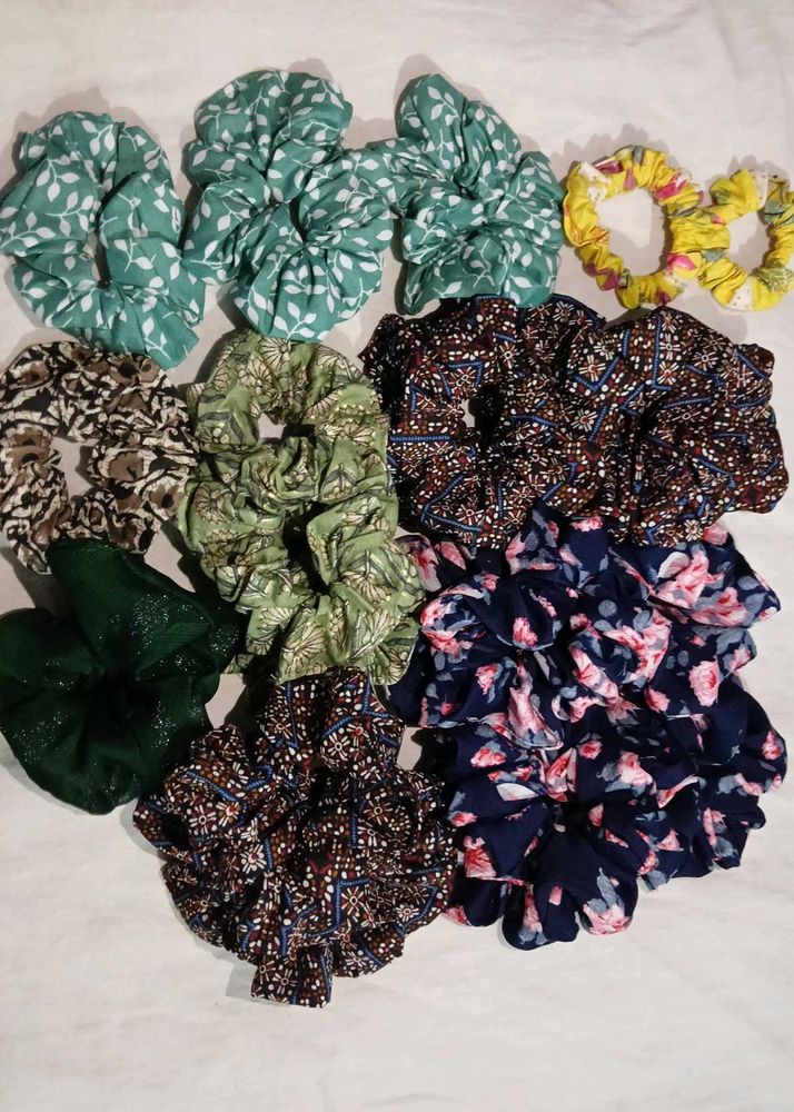 Set of 20 Floral Scrunchies