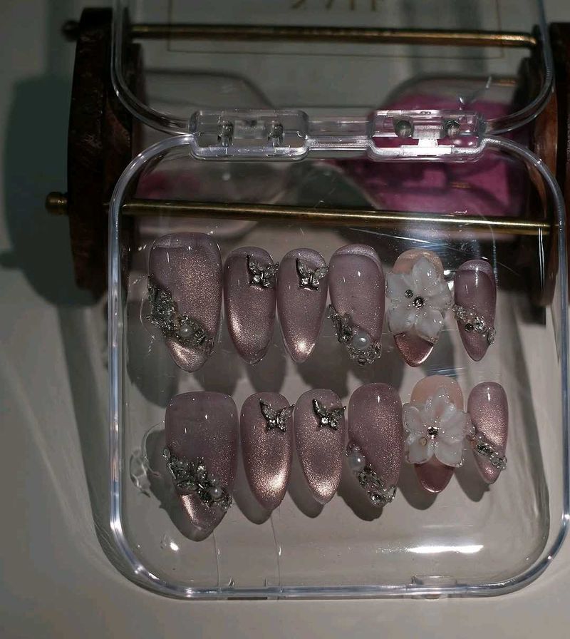 Sparkling Butterfly Press-On Nails