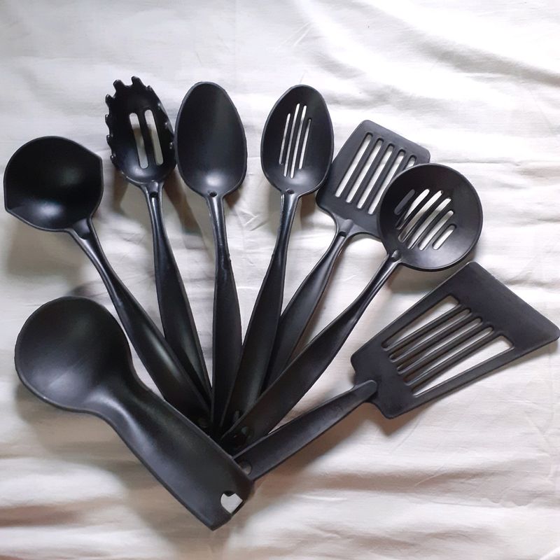 Combo Stylish Kitchen &amp; Dining Tools 8 Set Of Utensils Serving Spoon, Spatula, Slotted Turner, Scoop. Kitchen Serving Utensils Microwave Safe For Non-stick Cookware New &amp; Unused Black Color