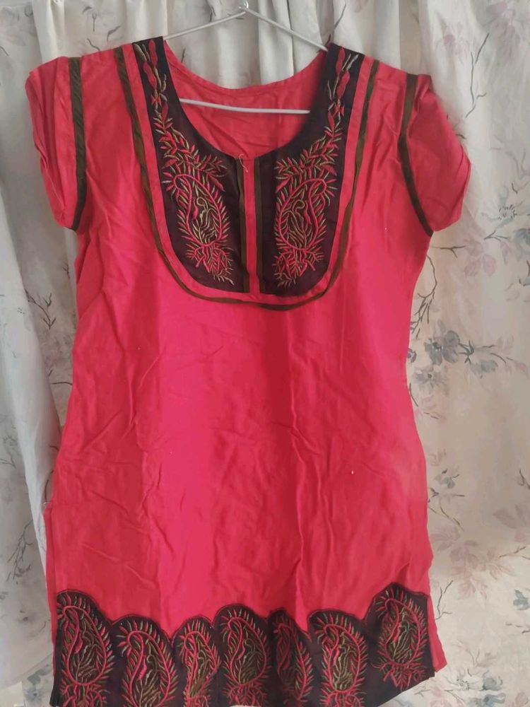 red short kurti trendy