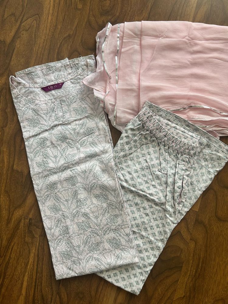 Beautiful Pink Ethnic Kurta Set