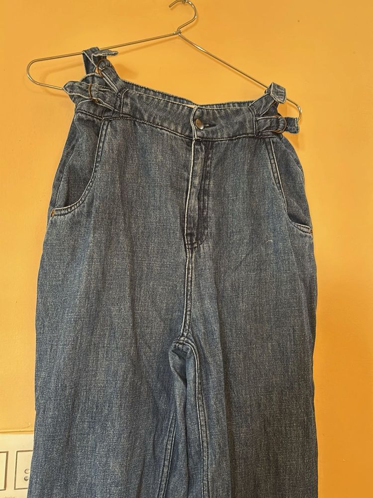 High-Waisted Denim Pants with Belt Detail