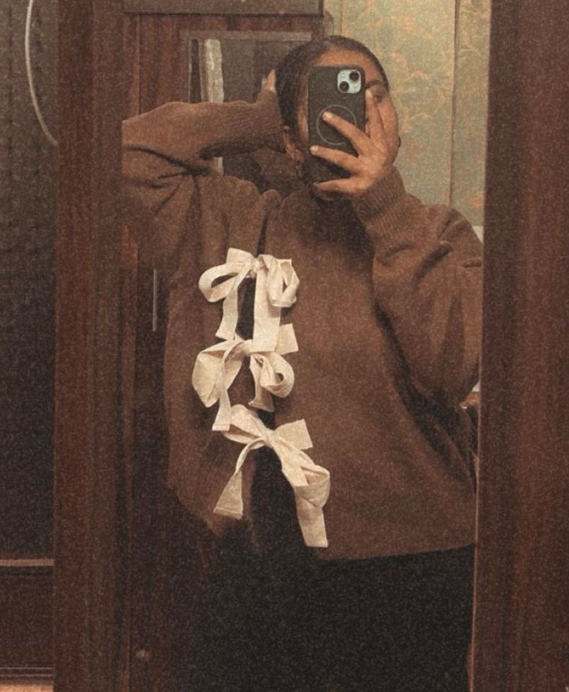 Stylish Brown sweater with Bow Details