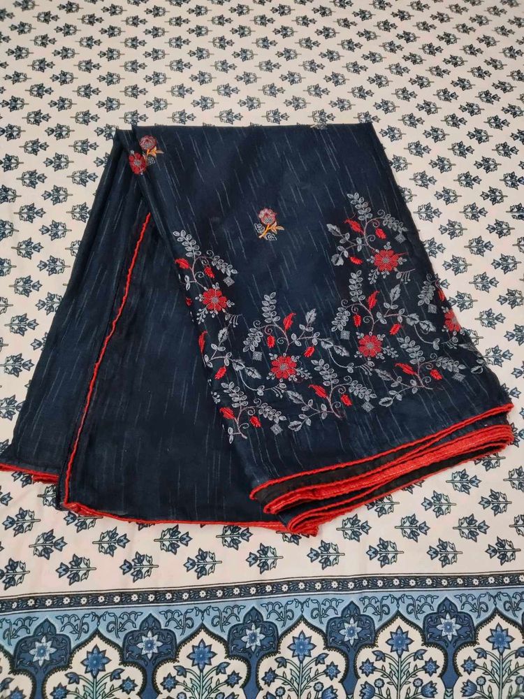 Elegant Dark Blue Embroidered Saree✨💙♥️