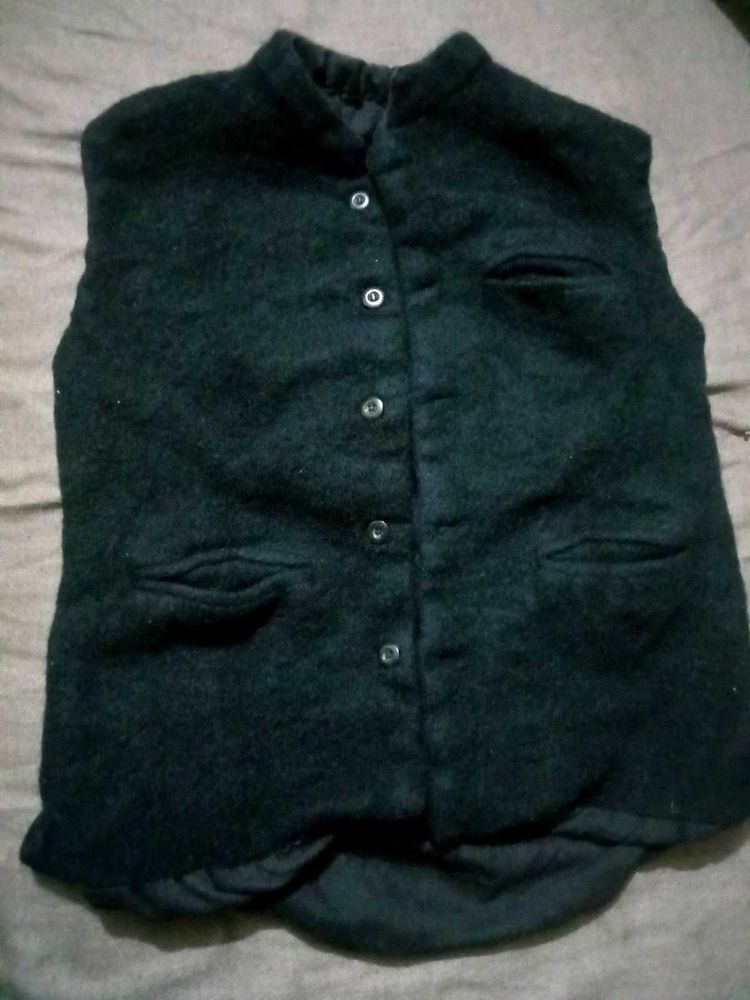Sleeveless Black Vest