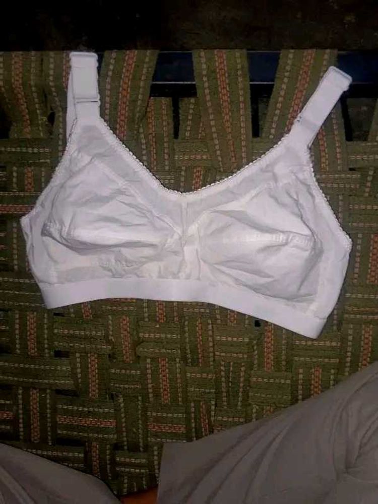 Off White Non Padded Bra