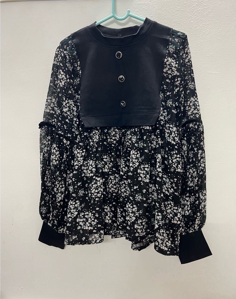 Floral Print Top💕