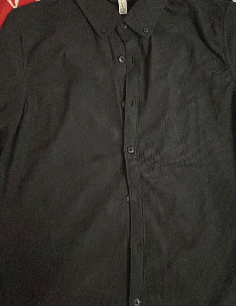 Men’s Classic Black Button-Down Shirt