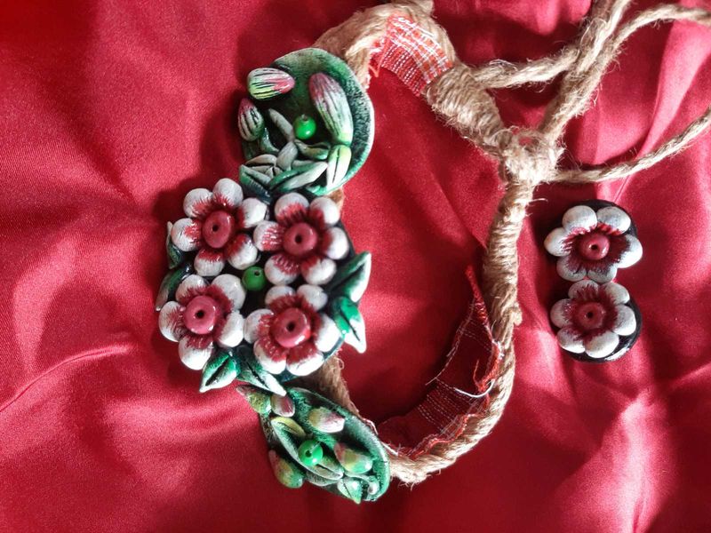 Clay Jewellery Neckpiece And Earring Set
