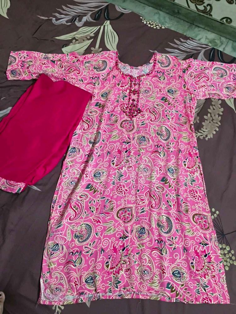 Pink Paisley Print Kurta Set