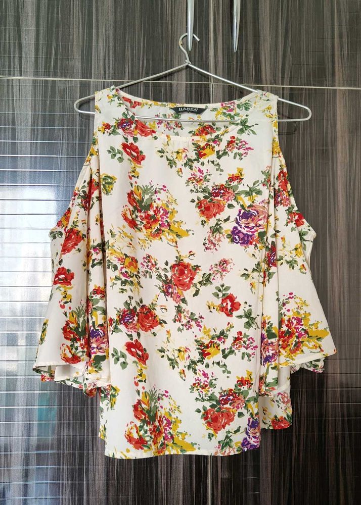 Floral Cold Shoulder Top