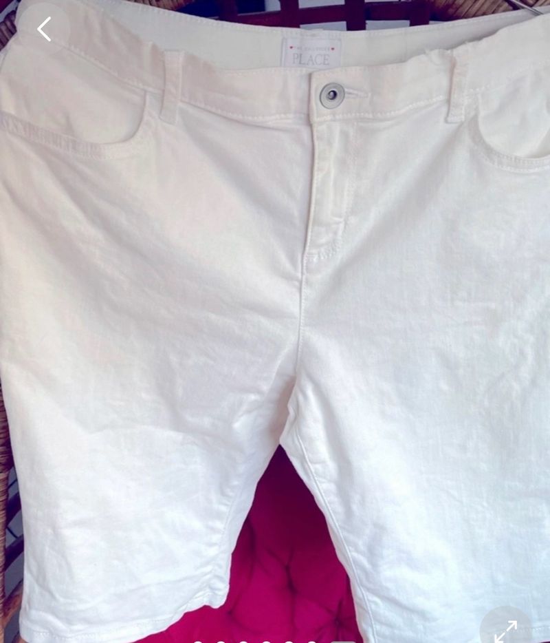 White Cotton Shorts For Teenage Girls, Size UK 16