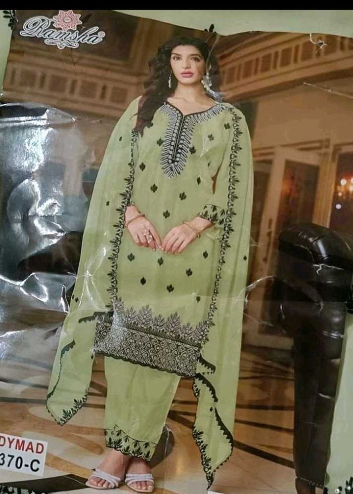 Elegant Light Green Embroidered Kurta Set