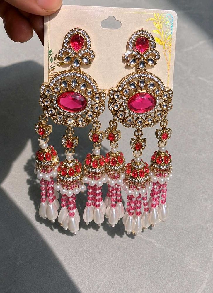 Premium earrings