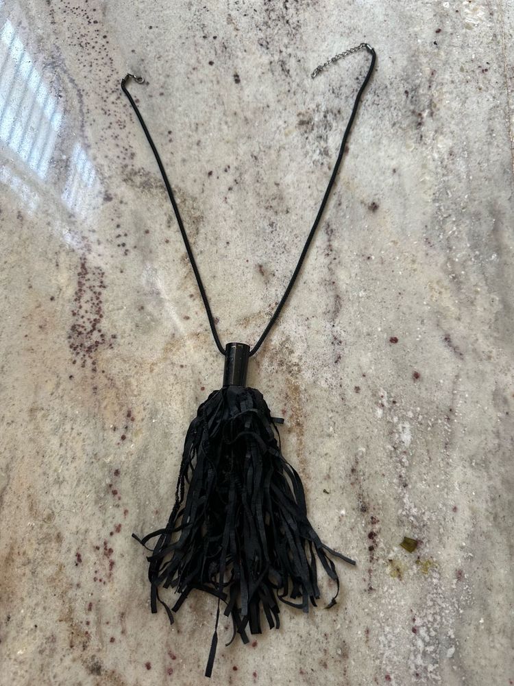Black Tassel Pendant Necklace