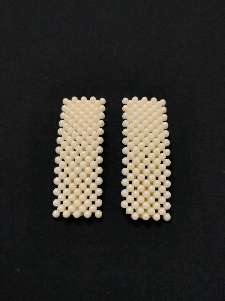 Elegant Pearl Hair Clips (Set of 2)
