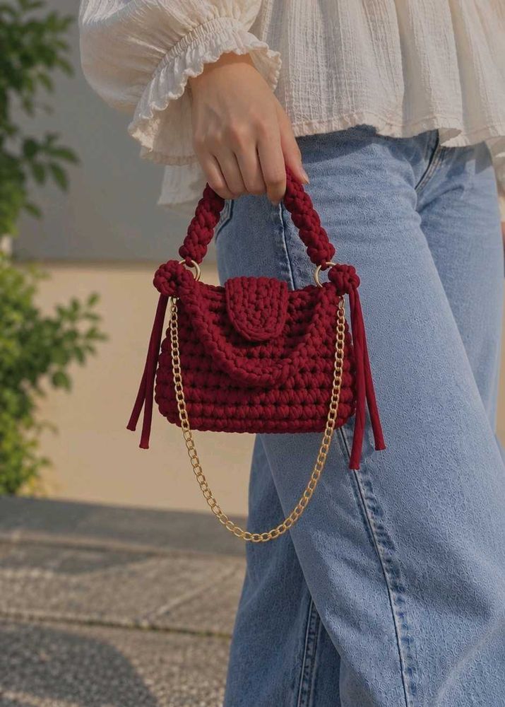 Chic Crochet Shoulder/hand Bag