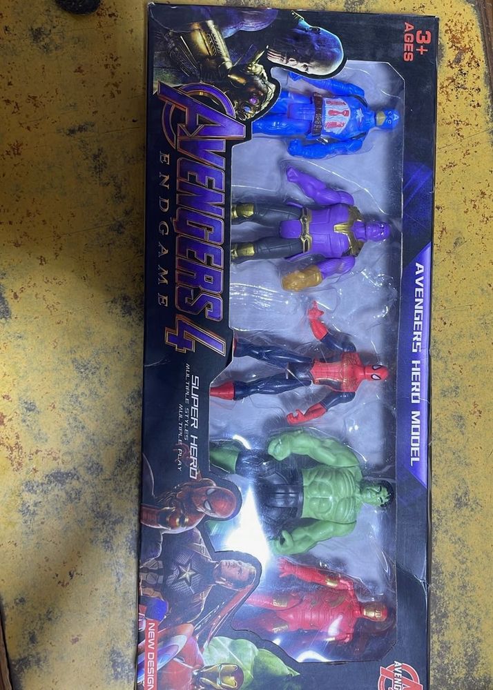 Avengers set 5 pieces