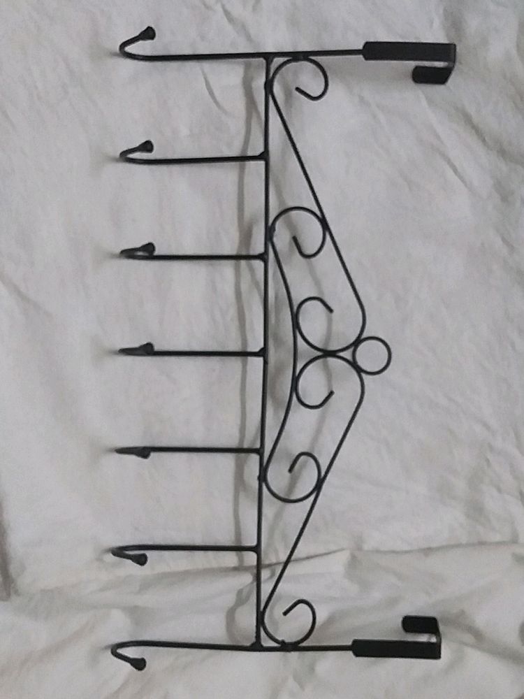 Door Hanger For Hanging Clothes