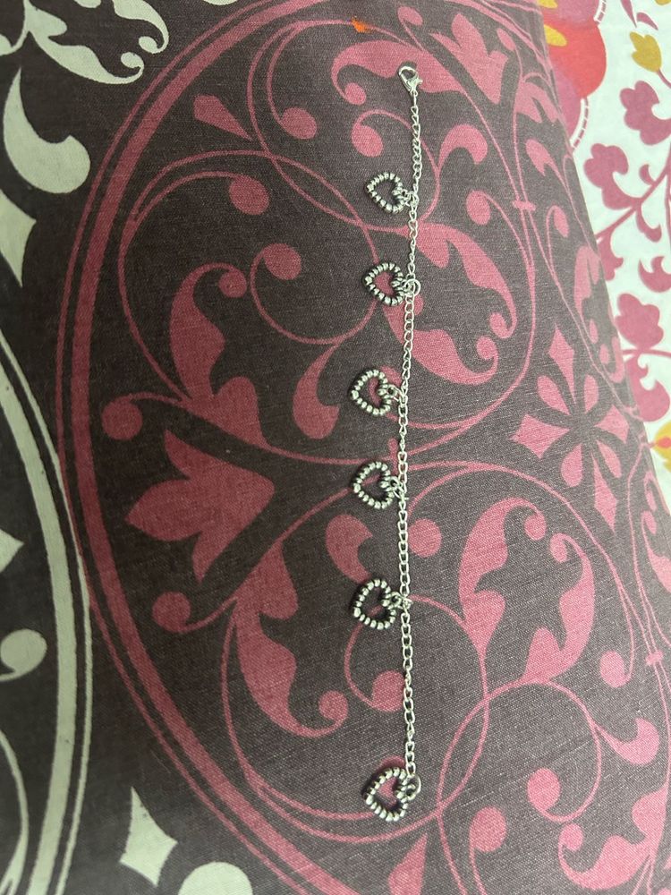 Charming Heart Chain Bracelet